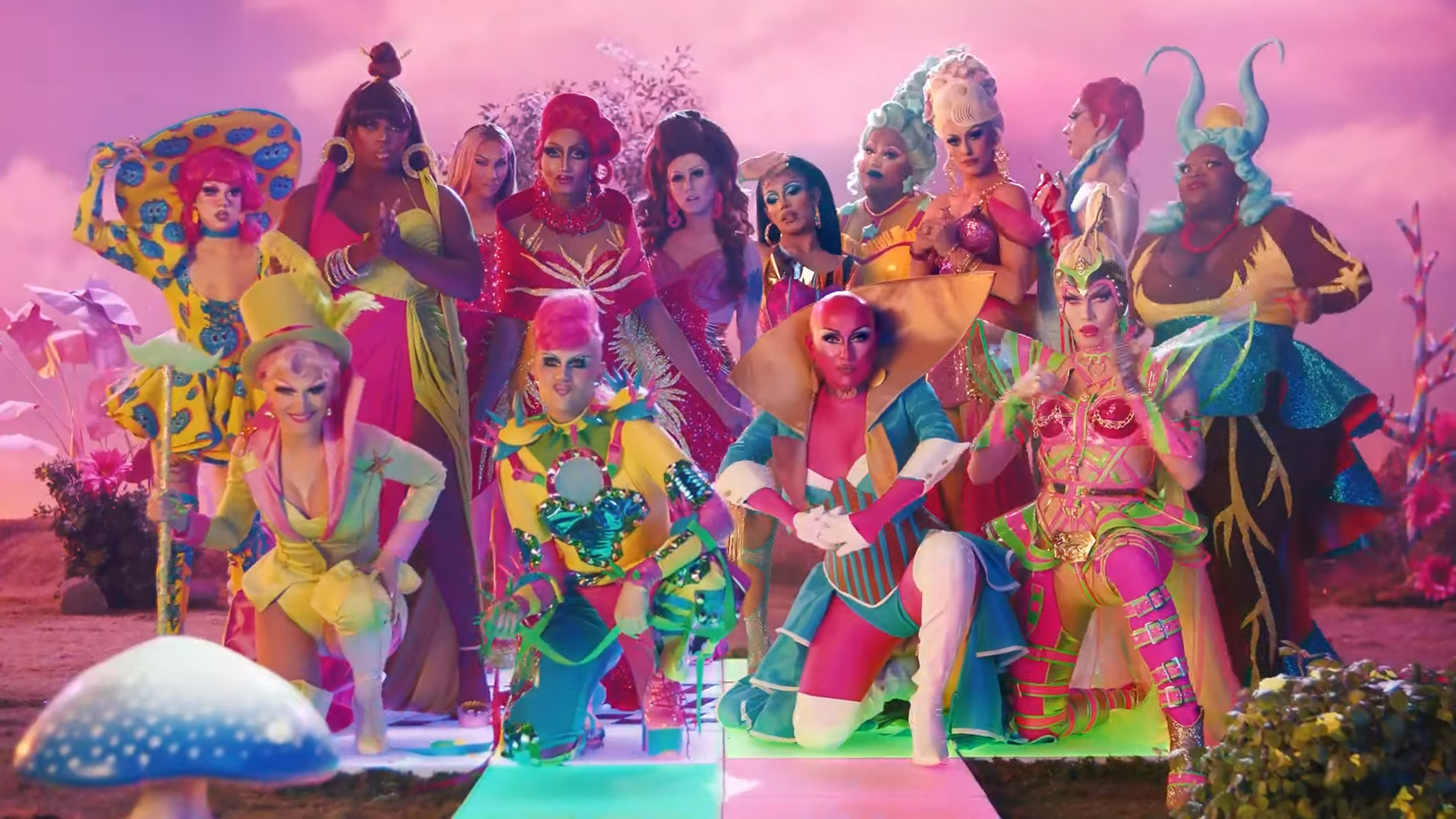 RuPaul's Drag Race: Plot and Cast